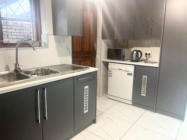 3 Bedroom Townhouse in Beacon Bay