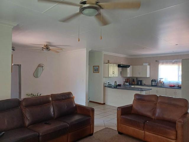 3 Bedroom Townhouse in Bela Warmbaths