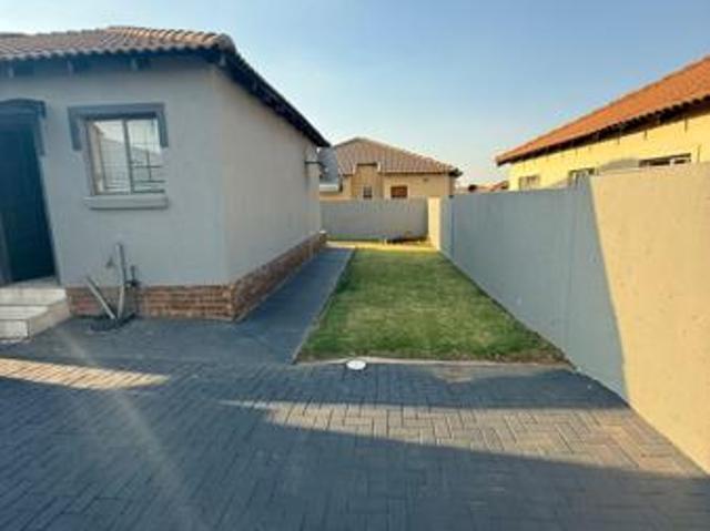 3 Bedroom Townhouse in Ben Fleur