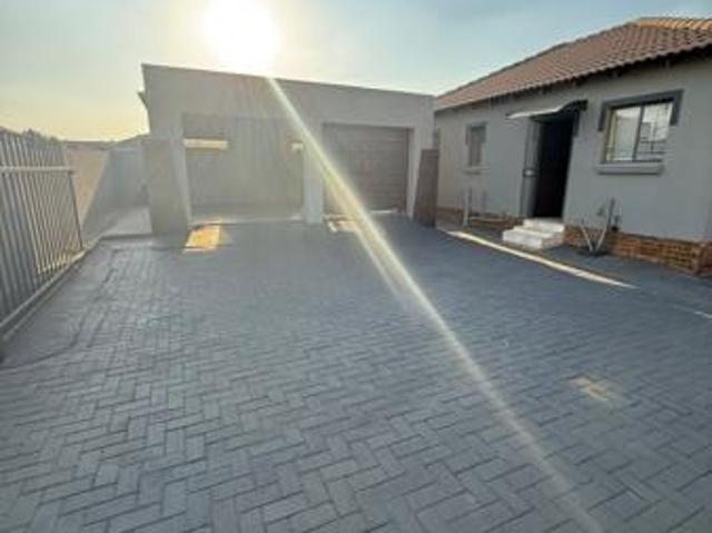 3 Bedroom Townhouse in Ben Fleur
