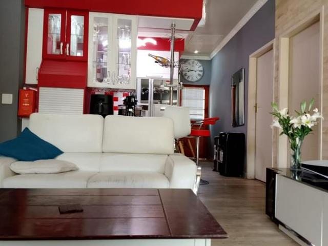 3 Bedroom Townhouse in Bendor