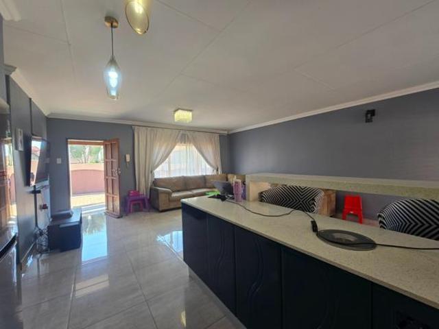 3 Bedroom Townhouse in Bendor