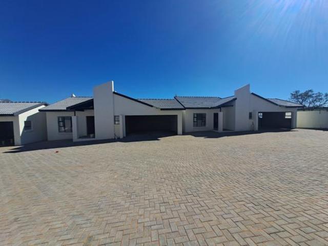 3 Bedroom Townhouse in Bendor
