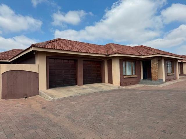 3 Bedroom Townhouse in Bendor