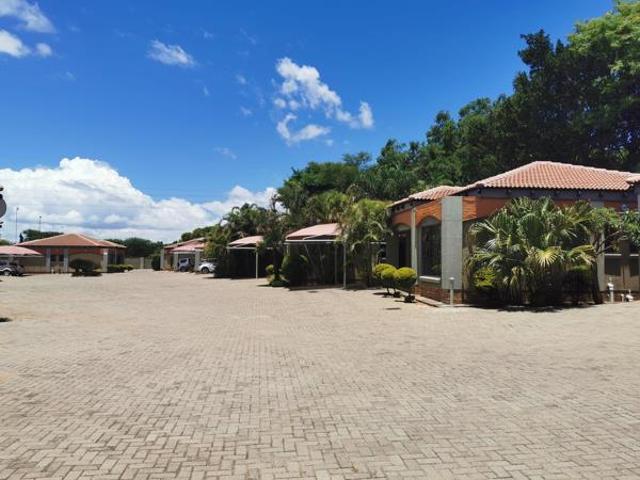 3 Bedroom Townhouse in Bendor Park