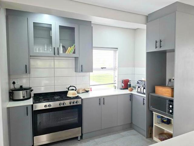 3 Bedroom Townhouse in Berg En Dal