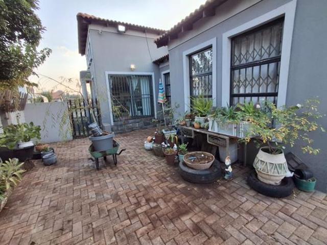 3 Bedroom Townhouse in Bergsig