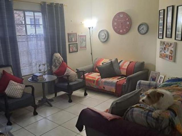3 Bedroom Townhouse in Bergsig