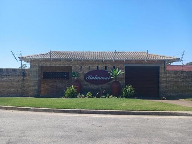 3 Bedroom Townhouse in Beverley Grove