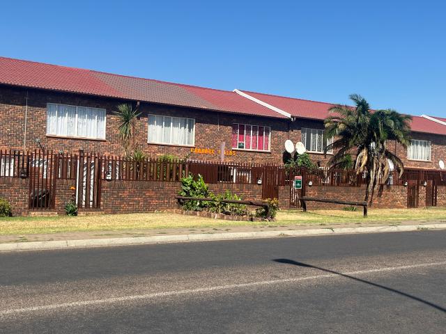 3 Bedroom Townhouse in Beyers Park