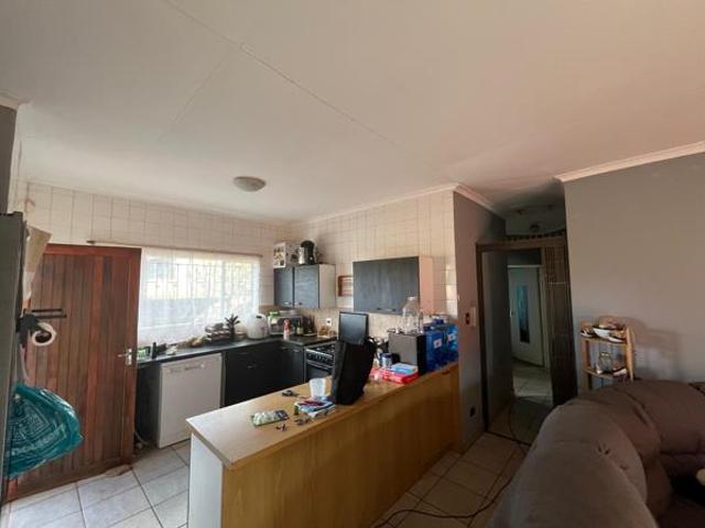 3 Bedroom Townhouse in Birchleigh North