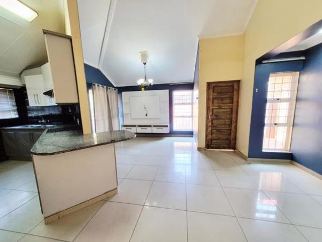 3 Bedroom Townhouse in Birdswood