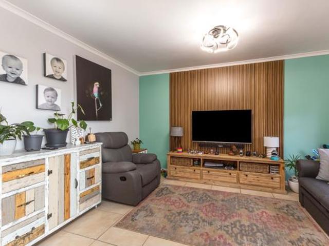 3 Bedroom Townhouse in Brackenfell Central