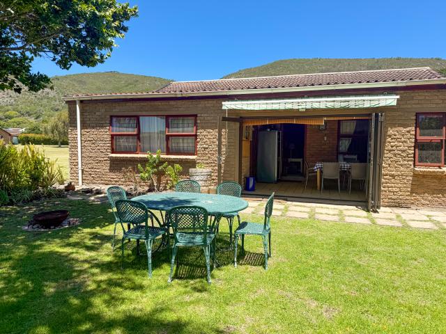 3 Bedroom Townhouse in Brenton On Lake