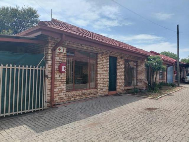 3 Bedroom Townhouse in Brits Central