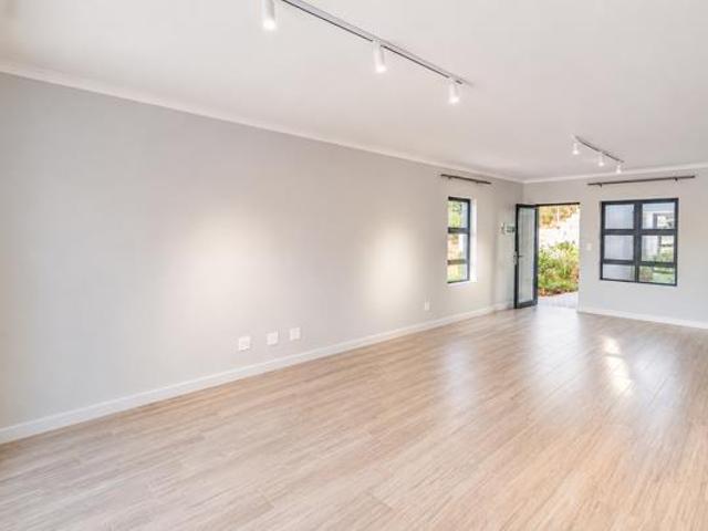 3 Bedroom Townhouse in Bronberg