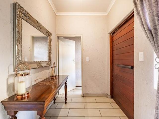 3 Bedroom Townhouse in Brooklyn