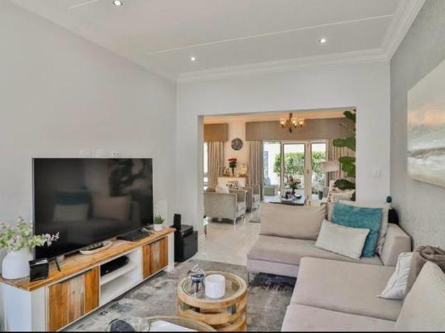 3 Bedroom Townhouse in Bryanston