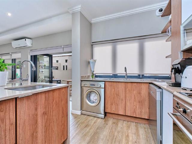 3 Bedroom Townhouse in Bryanston