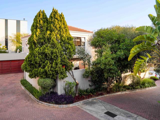 3 Bedroom Townhouse in Bryanston