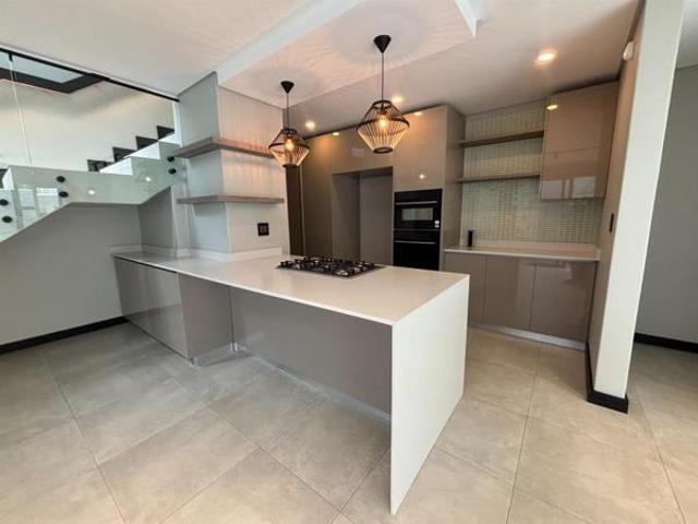 3 Bedroom Townhouse in Bryanston