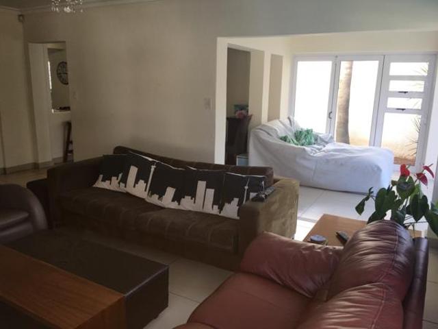 3 Bedroom Townhouse in Bryanston East