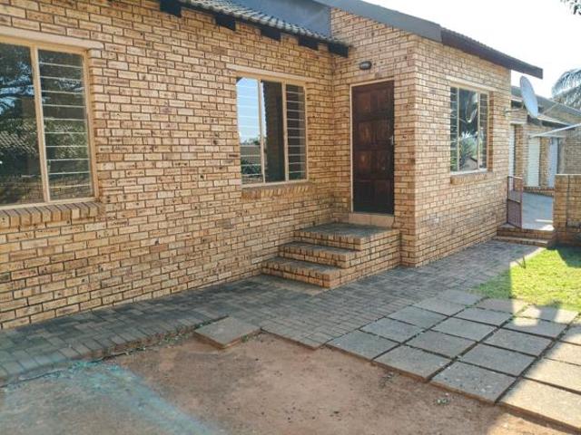3 Bedroom Townhouse in Cashan
