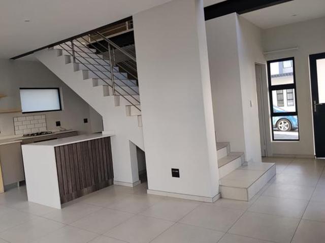 3 Bedroom Townhouse in Cashan