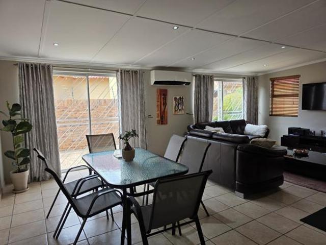 3 Bedroom Townhouse in Carters Glen
