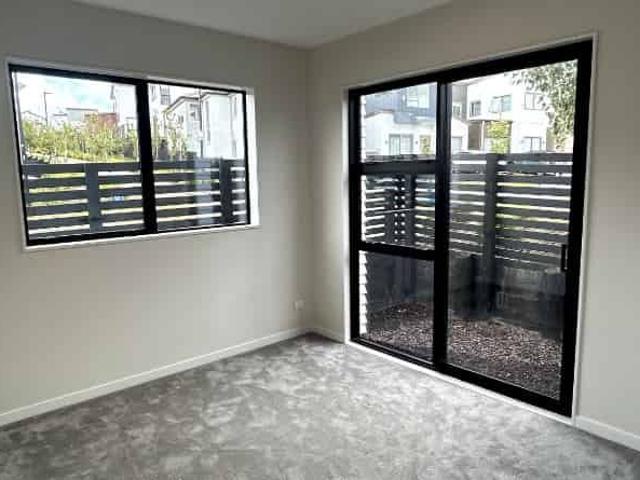 3 Bedroom Townhouse in Central Silverdale