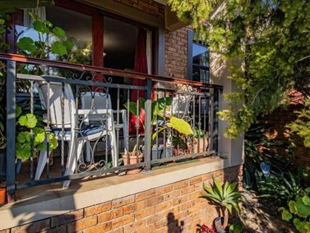 3 Bedroom Townhouse in Chancliff Ridge