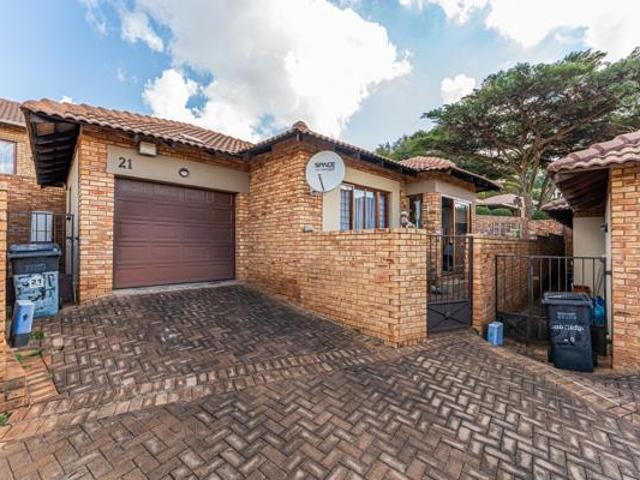3 Bedroom Townhouse in Chancliff Ridge