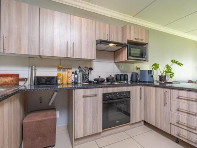 3 Bedroom Townhouse in Chartwell