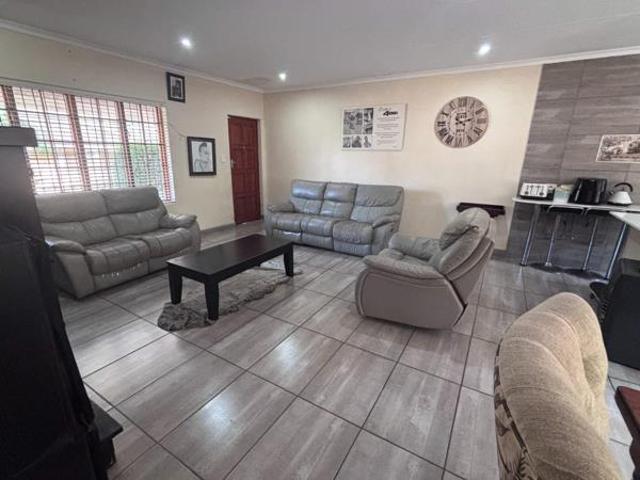 3 Bedroom Townhouse in Chasedene