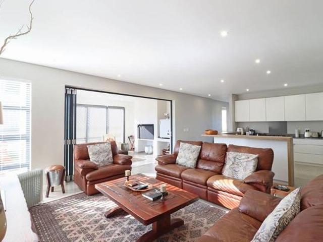 3 Bedroom Townhouse in Clara Anna Fontein