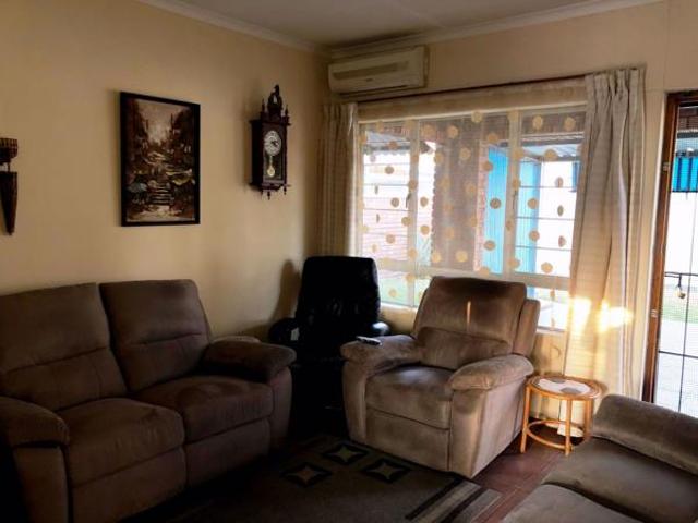 3 Bedroom Townhouse in Cleland