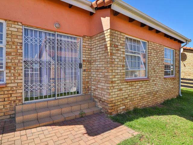 3 Bedroom Townhouse in Cosmo City