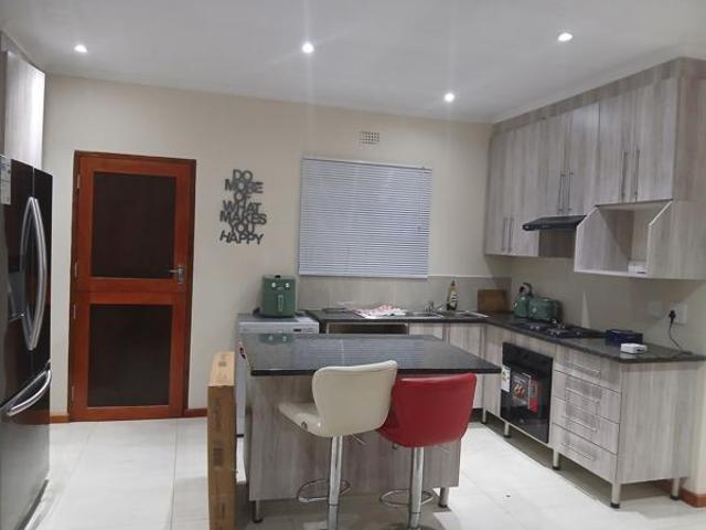 3 Bedroom Townhouse in Cove Rock