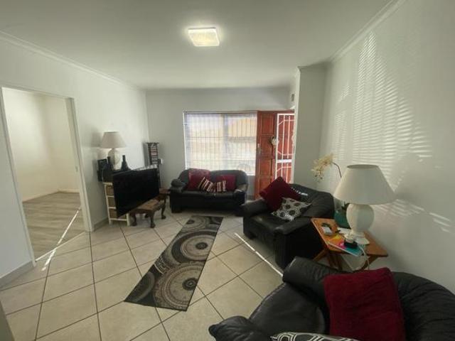 3 Bedroom Townhouse in De Kuile
