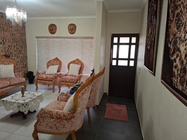3 Bedroom Townhouse in Del Judor Ext 4