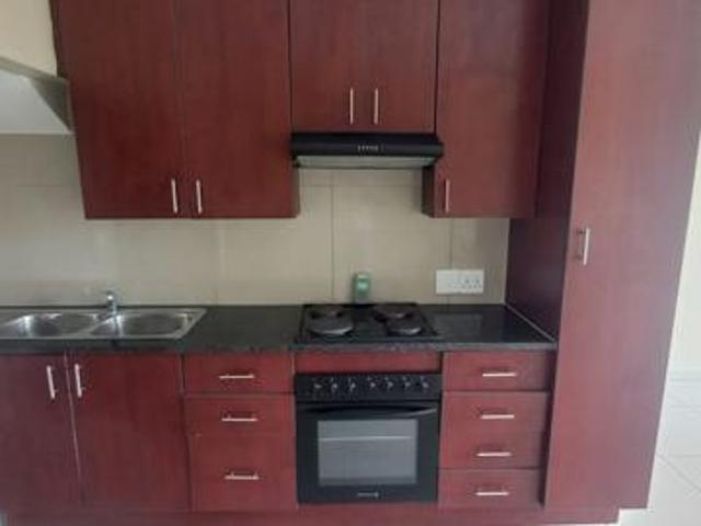 3 Bedroom Townhouse in Die Heuwel Ext 4