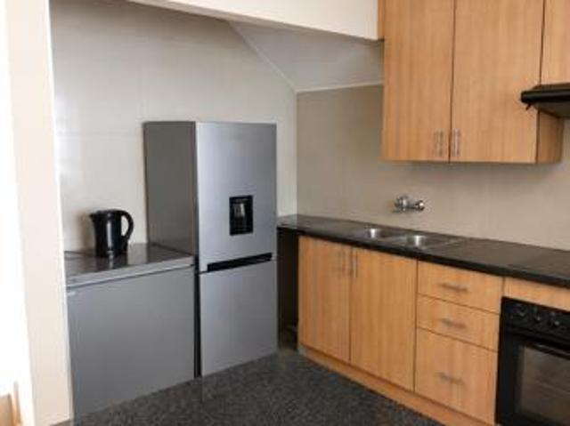 3 Bedroom Townhouse in Die Heuwel