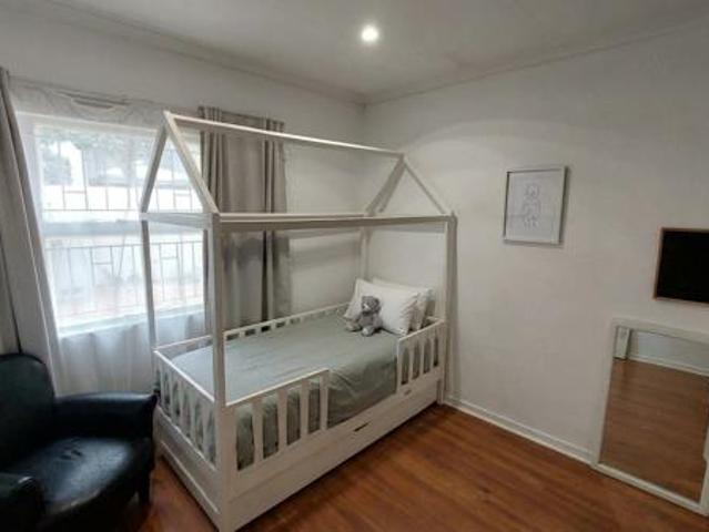 3 Bedroom Townhouse in Die Hoewes