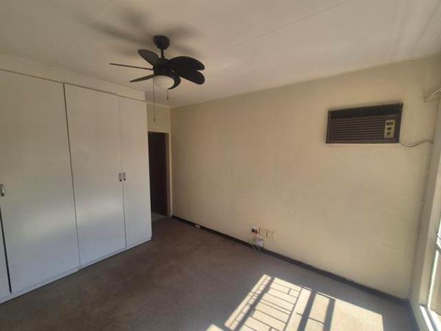 3 Bedroom Townhouse in Die Hoewes