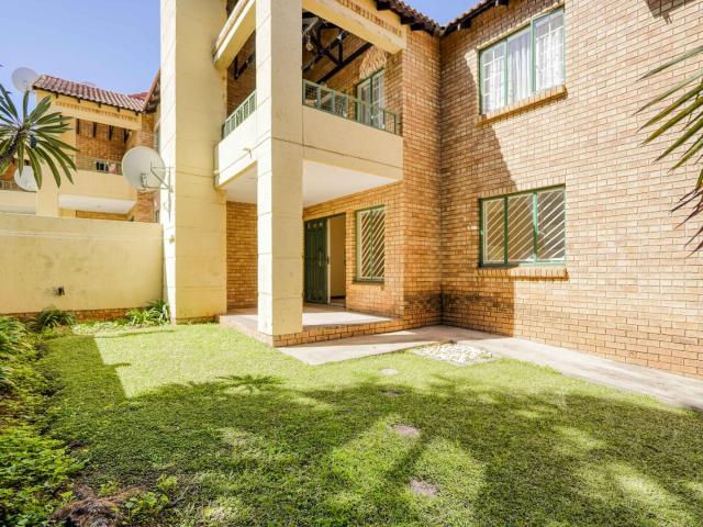 3 Bedroom Townhouse in Die Hoewes