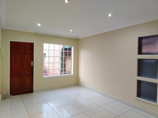 3 Bedroom Townhouse in Doornpoort