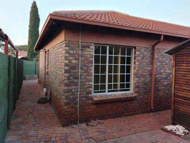 3 Bedroom Townhouse in Doornpoort