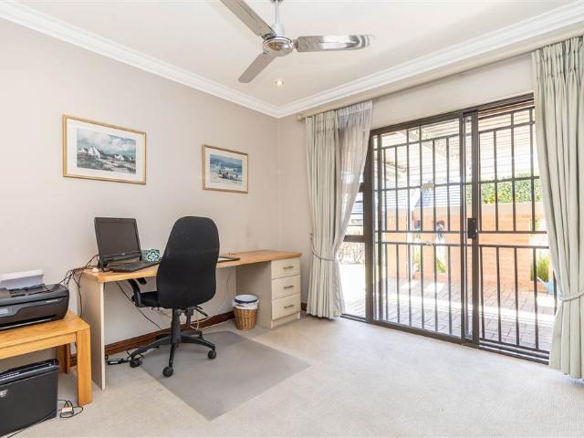 3 Bedroom Townhouse in Douglasdale