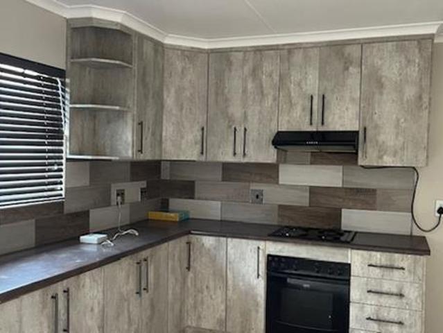 3 Bedroom Townhouse in Evander
