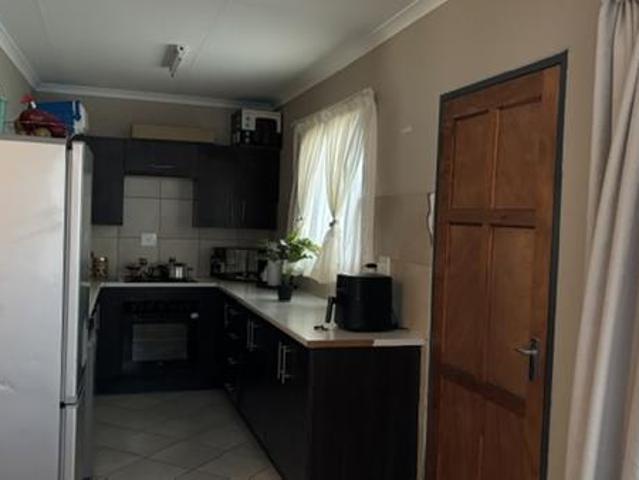 3 Bedroom Townhouse in Evander
